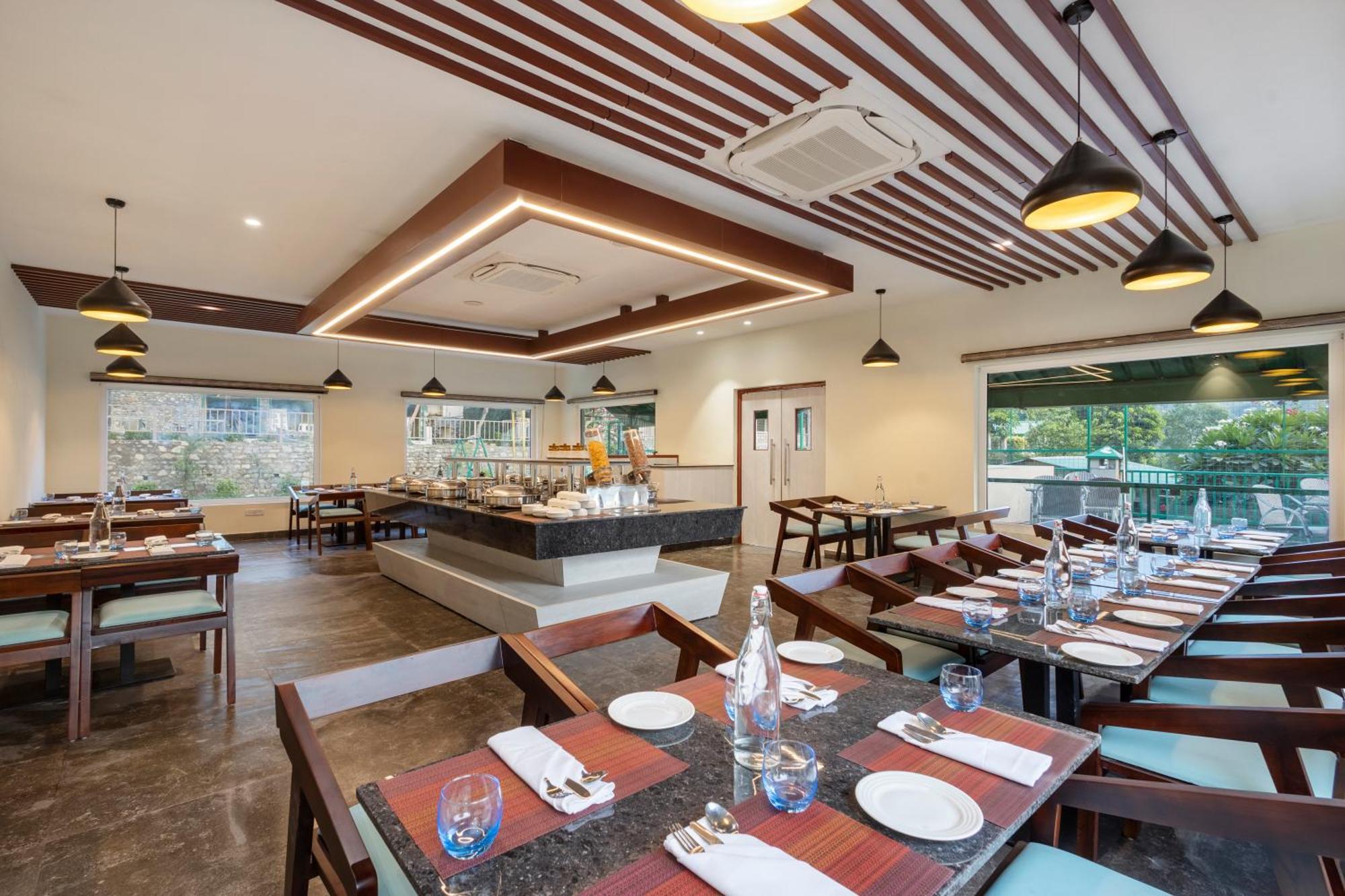 สเตอร์ลิง คอร์เบต Hotel Garjia ภายนอก รูปภาพ