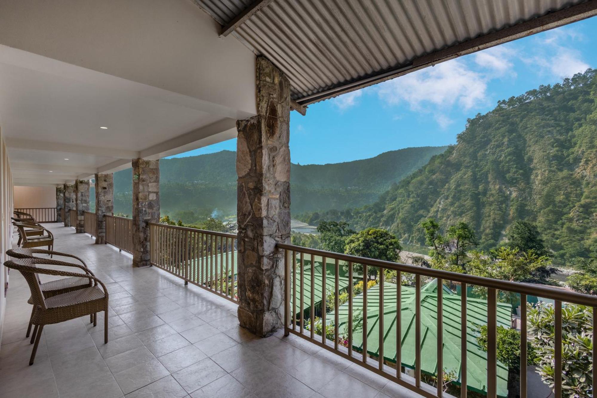 สเตอร์ลิง คอร์เบต Hotel Garjia ภายนอก รูปภาพ