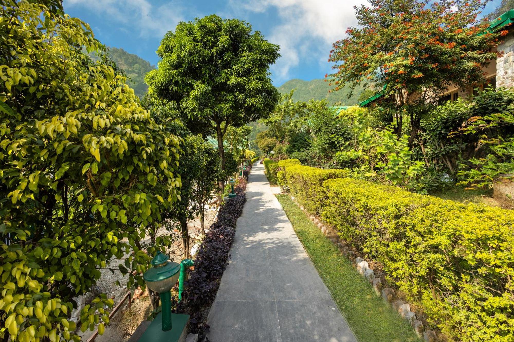 สเตอร์ลิง คอร์เบต Hotel Garjia ภายนอก รูปภาพ