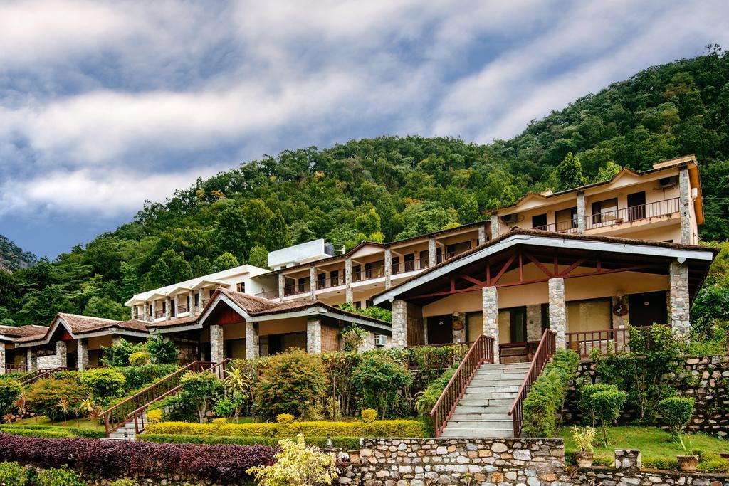 สเตอร์ลิง คอร์เบต Hotel Garjia ภายนอก รูปภาพ
